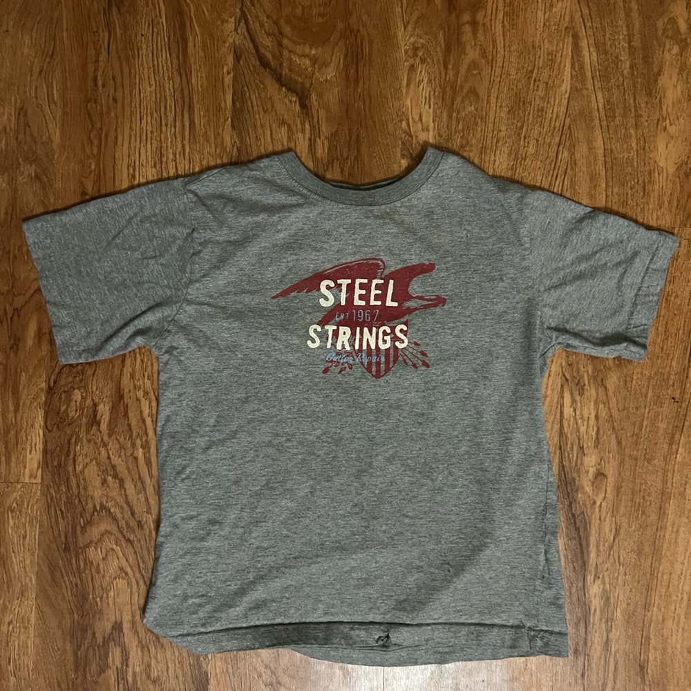 Grey Steel Guitar Strings graphic tee. Youth boys L (10/12)